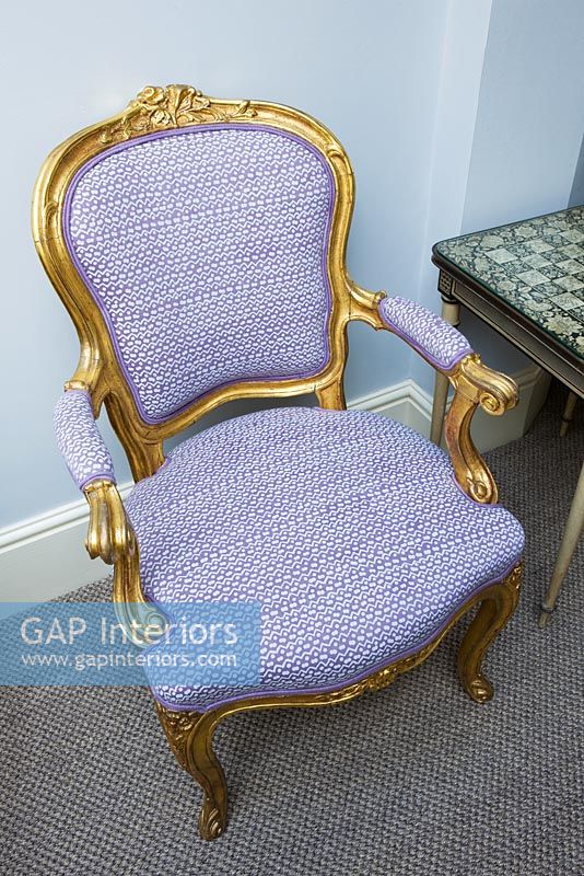 Purple and gilded classic chair 
