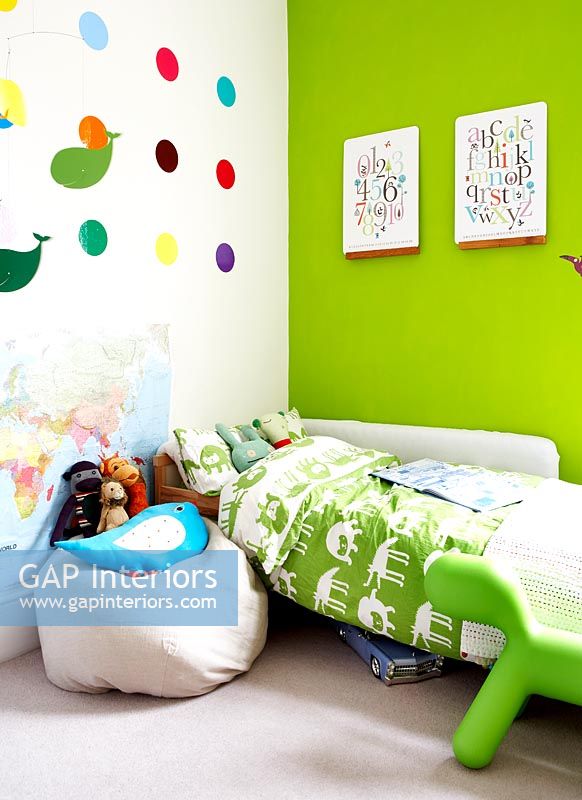 Colourful kid's bedroom