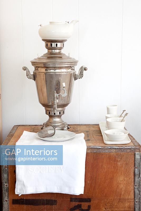 Vintage tea urn