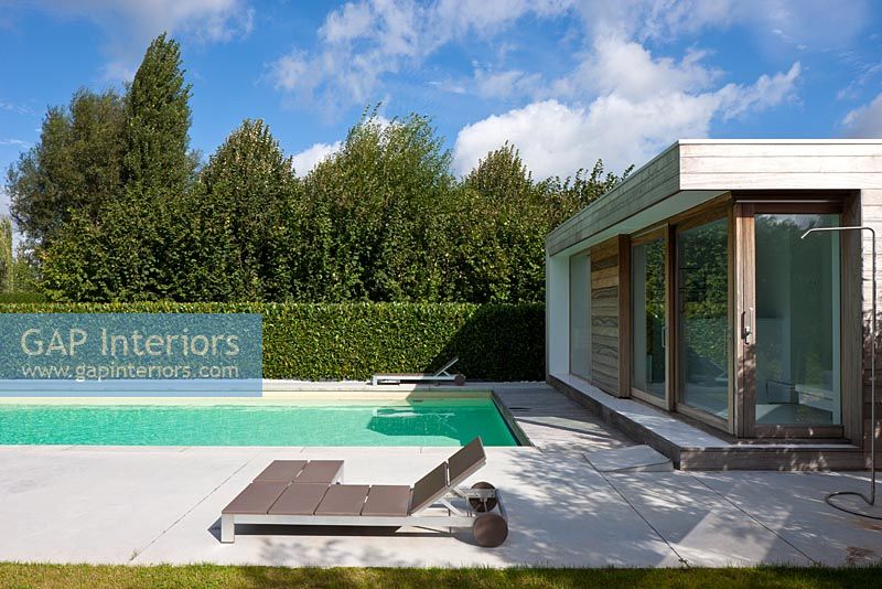 Contemporary summerhouse and pool