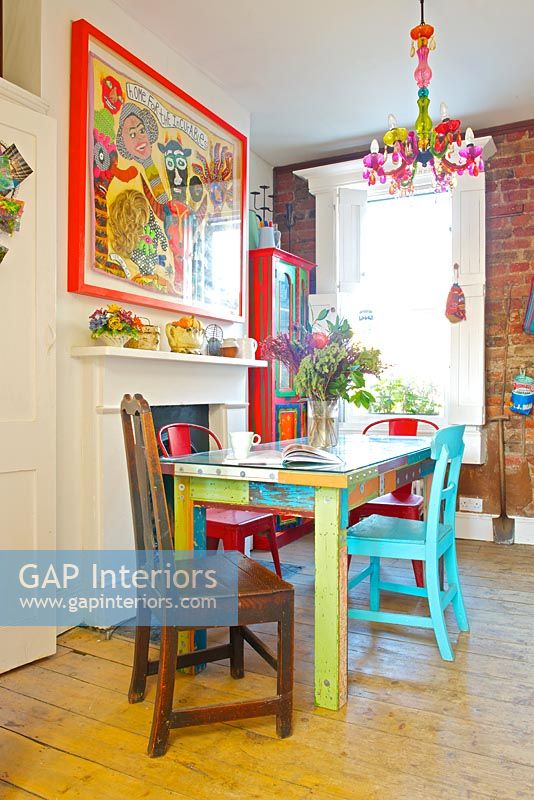 Colourful dining room