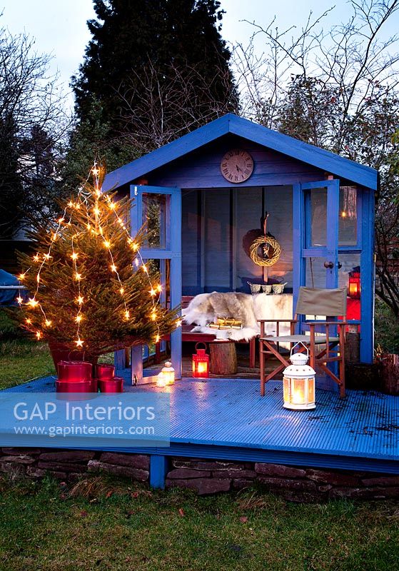 Summerhouse decorated for christmas
