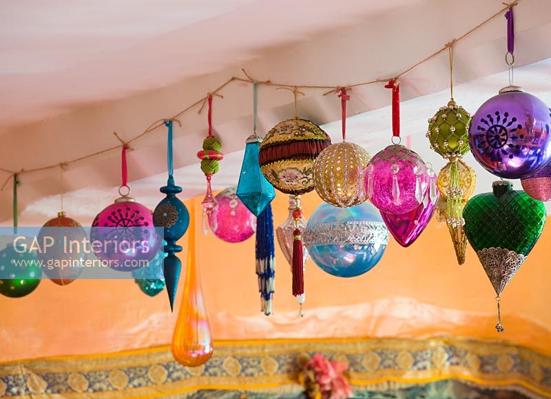 Display of Indian baubles