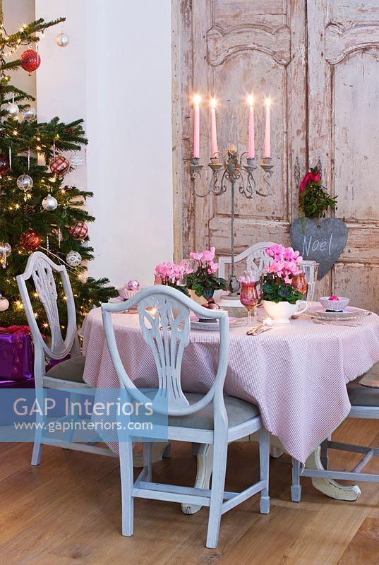 Dining table decorated for christmas
