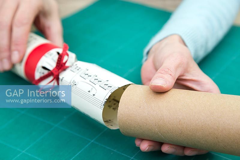 Step by Step guide for making Christmas Crackers from scratch - removing toilet roll