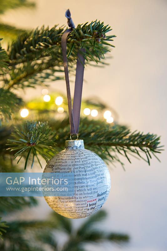 Create a simple Christmas bauble using newspaper - finished decoration
