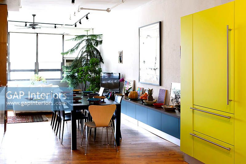 Colourful open plan kitchen and dining room