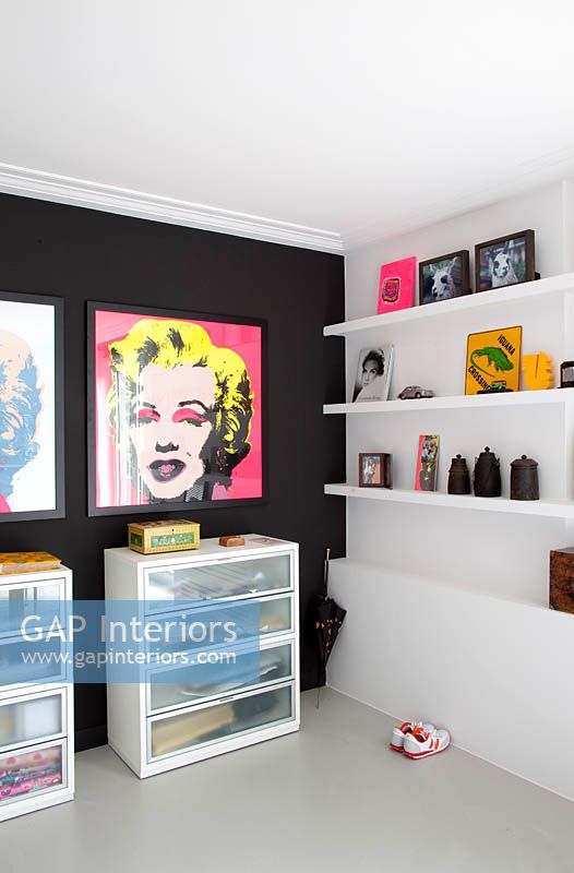 Girls bedroom with Marilyn prints by Andy Warhol