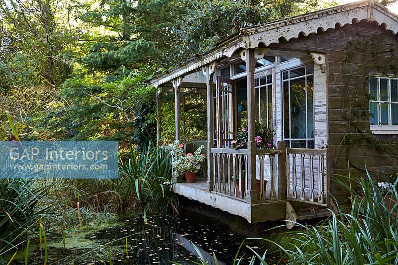 Summerhouse and pond
