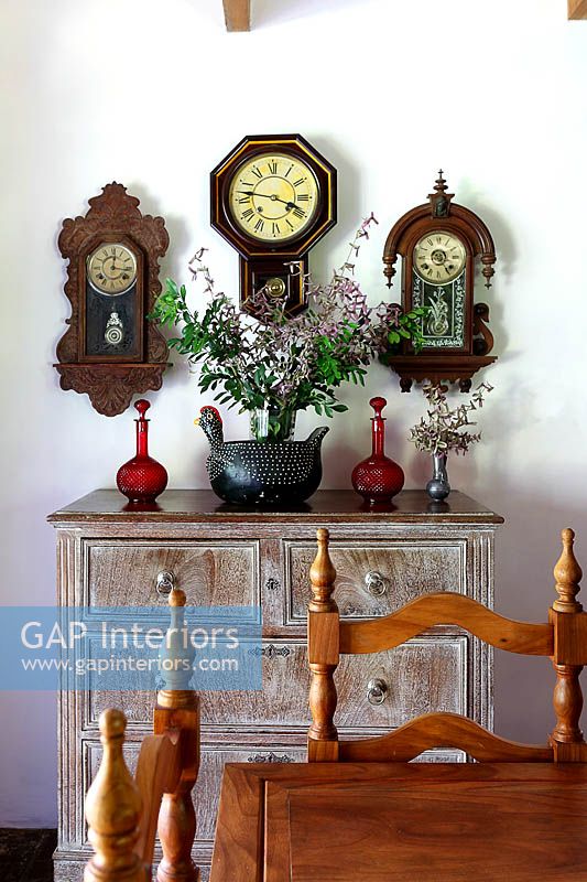 Vintage wall clocks