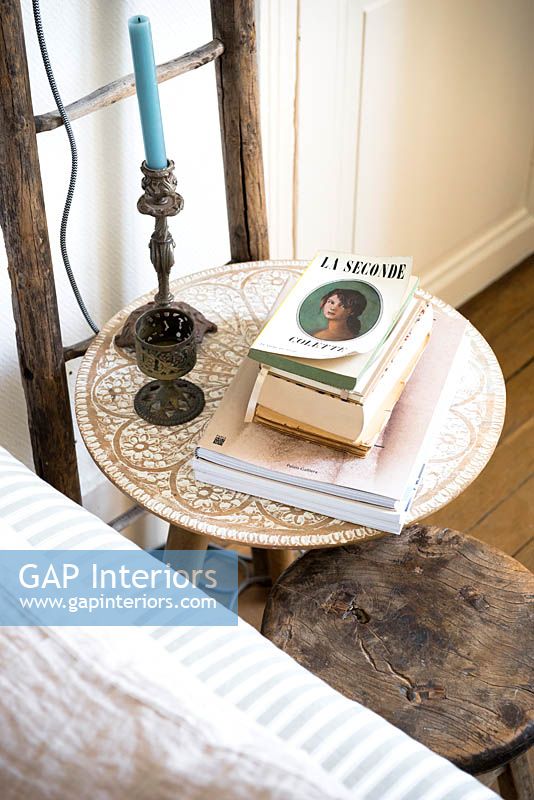 Accessories on patterned side table