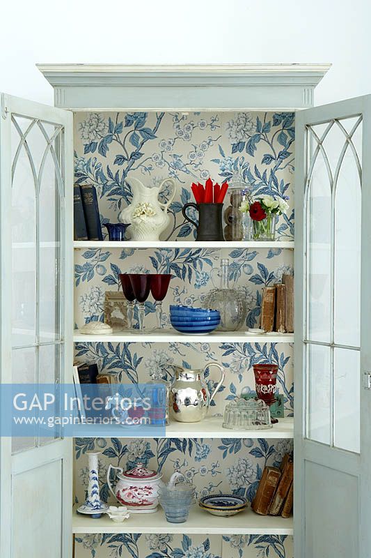 Accessories in display cabinet