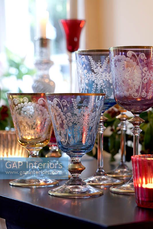 Patterned glassware