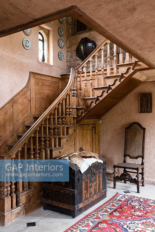 Classic pine staircase - Cothay Manor