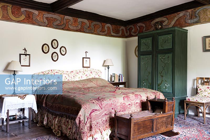 Classic bedroom - Cothay Manor