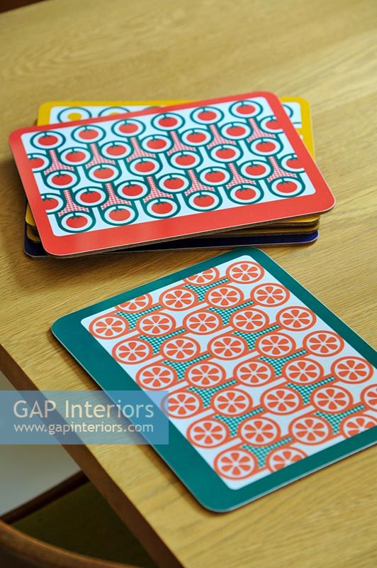 Patterned place mats