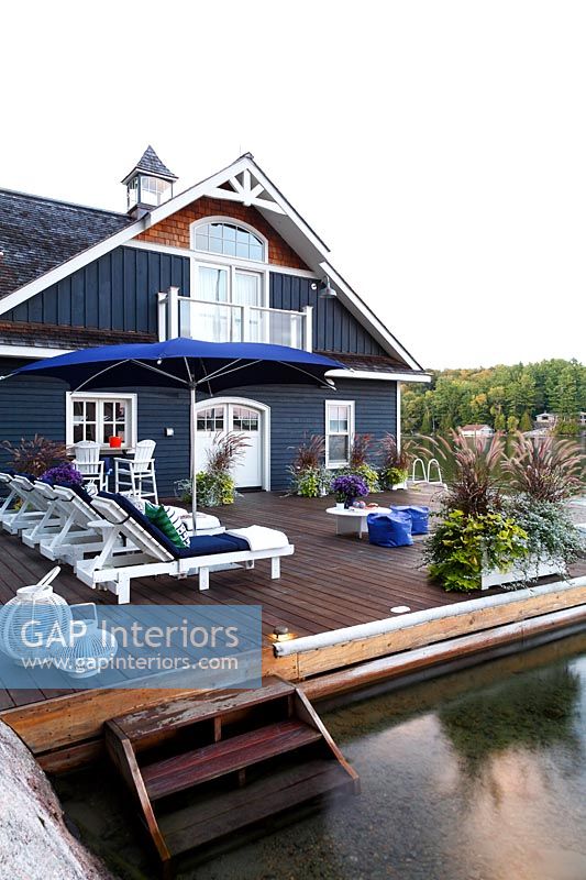 Boathouse and deck