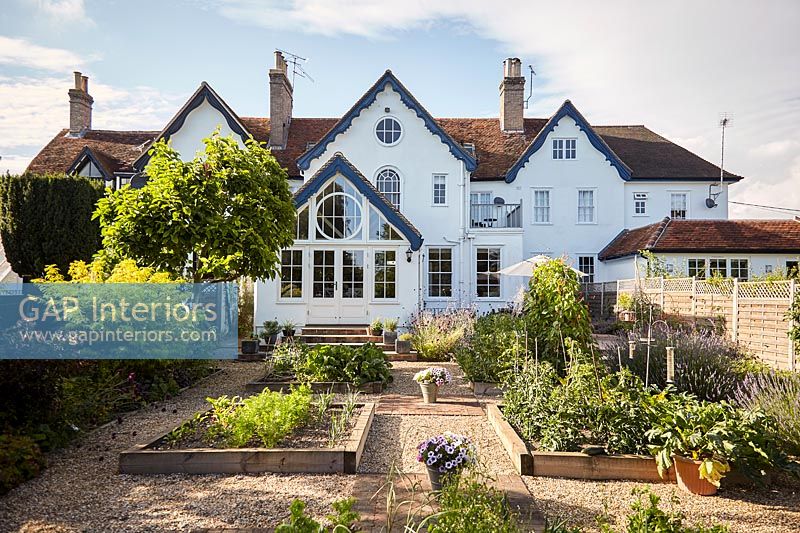 Period house and vegetable garden