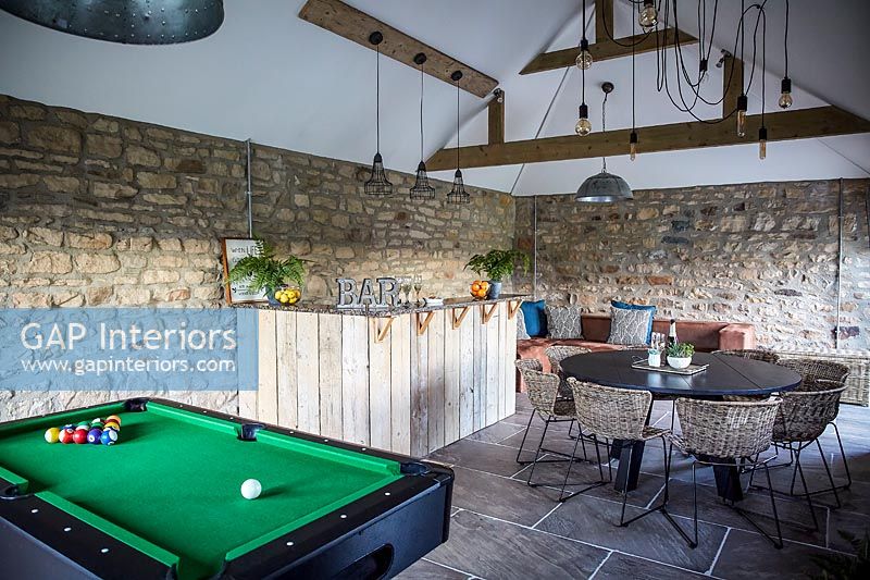 Games room and bar
