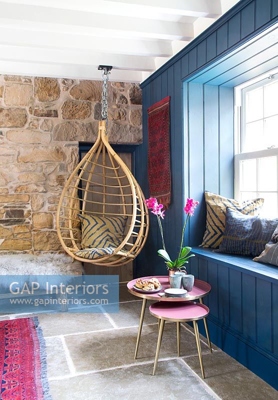 Wicker hanging chair