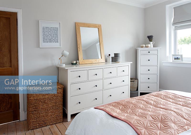 Chests of drawers in modern bedroom 