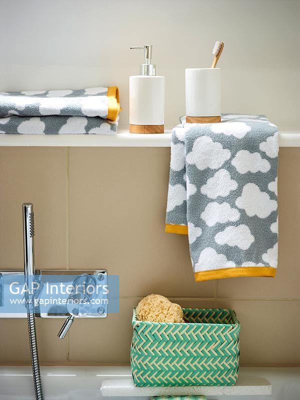 Bathroom towels and containers