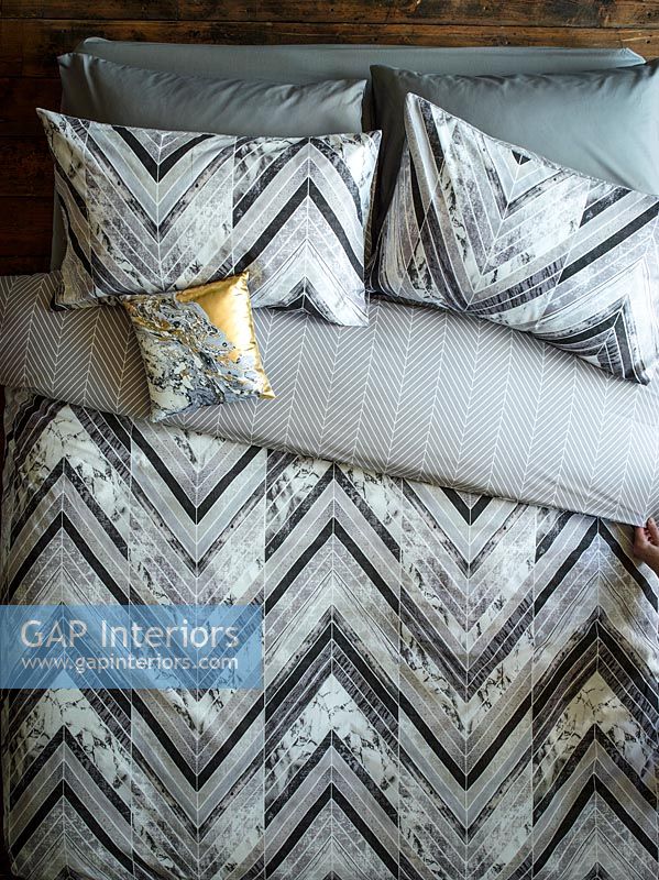 Grey patterned bedding 