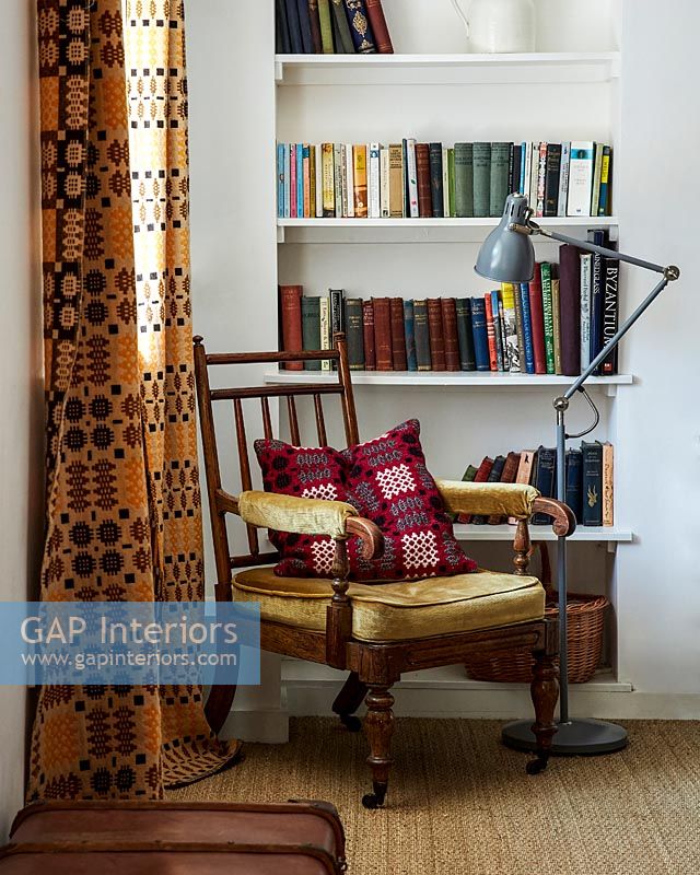 Country chair with bookshelves 