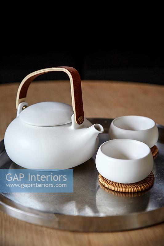 Simple white tea set 