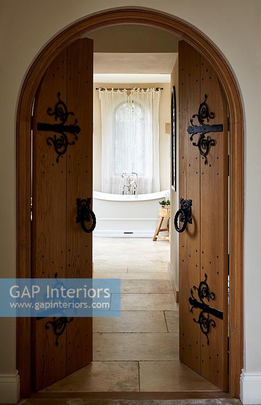 Wooden internal doors to bathroom
