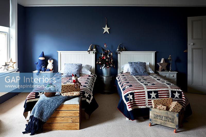Childrens room at Christmas 