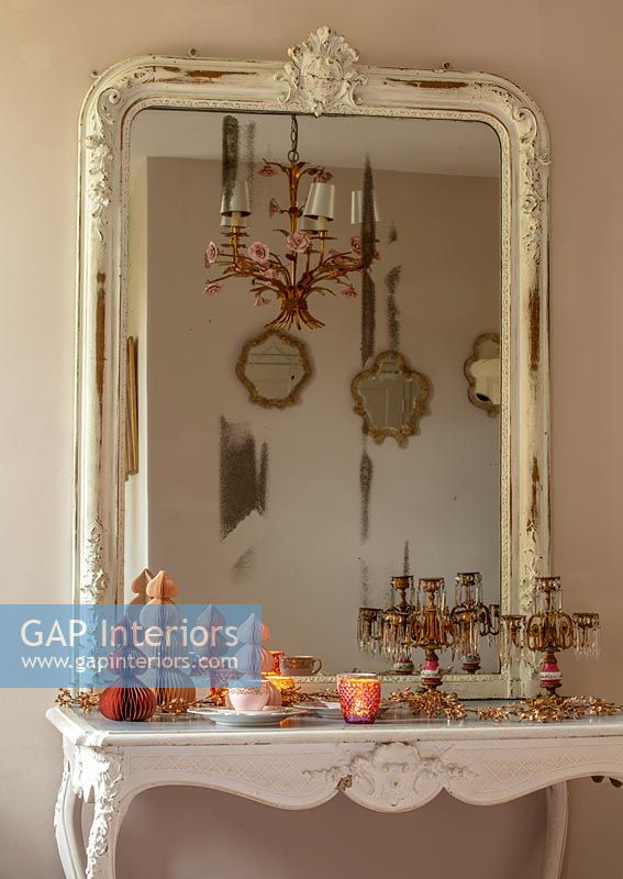 Classic dressing table decorated for Christmas