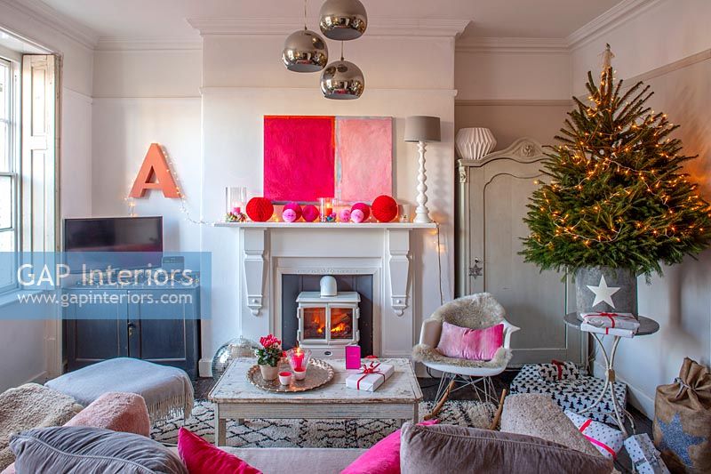 Modern living room decorated for Christmas 