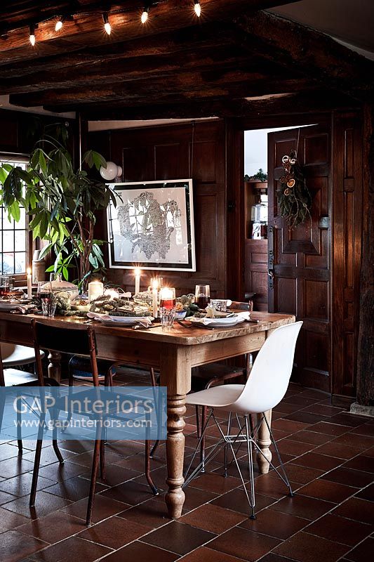 Country dining room at Christmas time