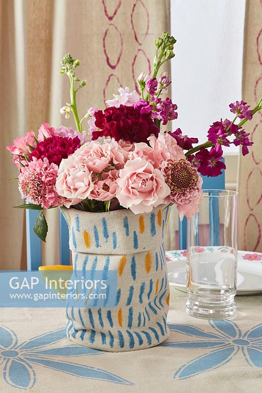 Decorative fabric vase cover and tablecloth 