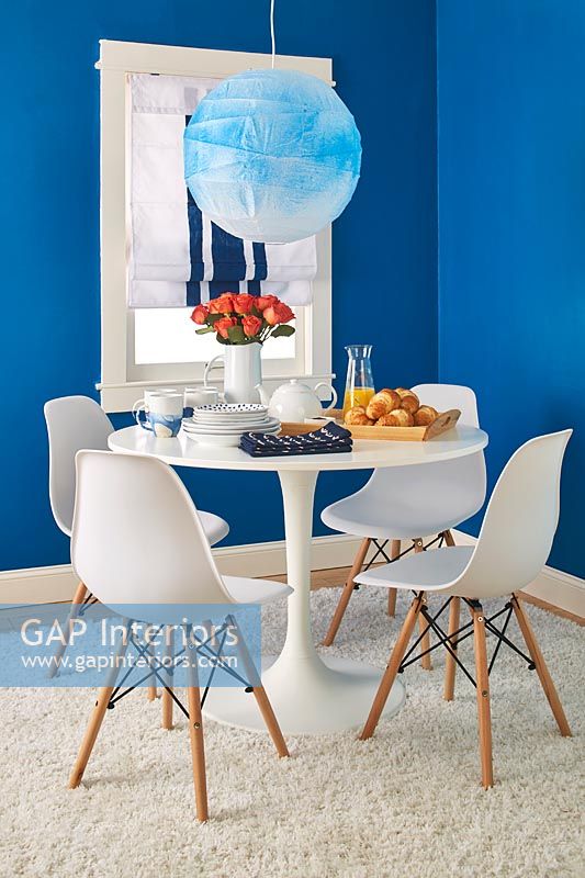 Blue and white modern dining room 