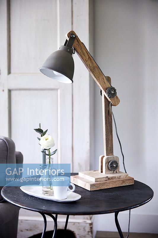 Industrial table lamp 