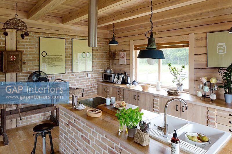 Modern cottage kitchen