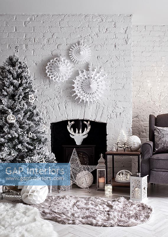White painted living room at Christmas 