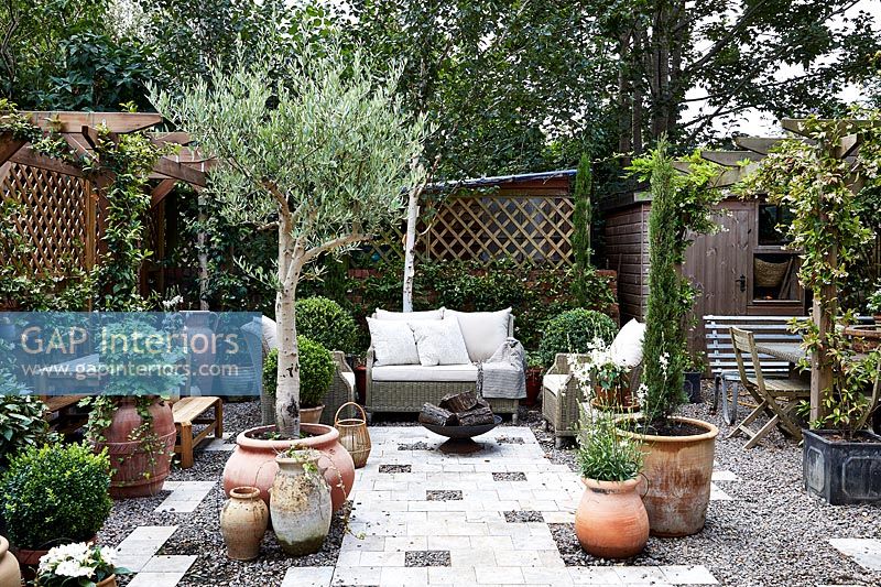 Garden with patio area 