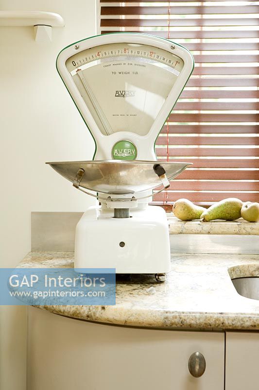 Classic kitchen scales 