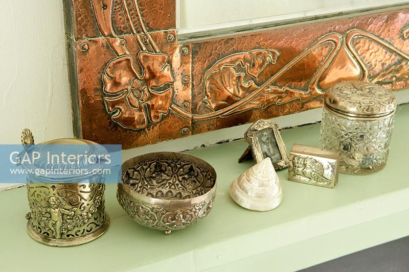 Collection of silver trinkets 