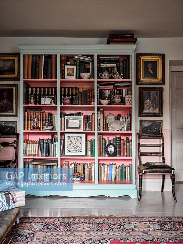 Classic bookcase 