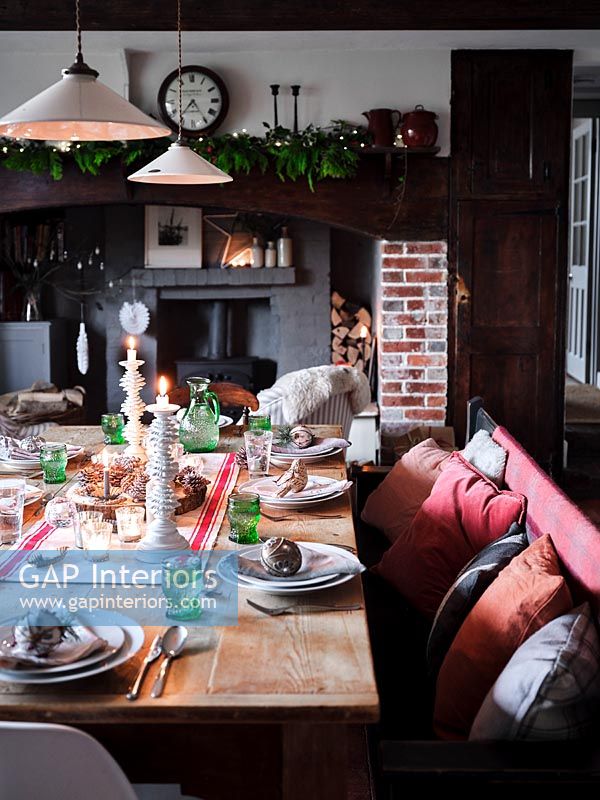Country dining room decorated for Christmas 