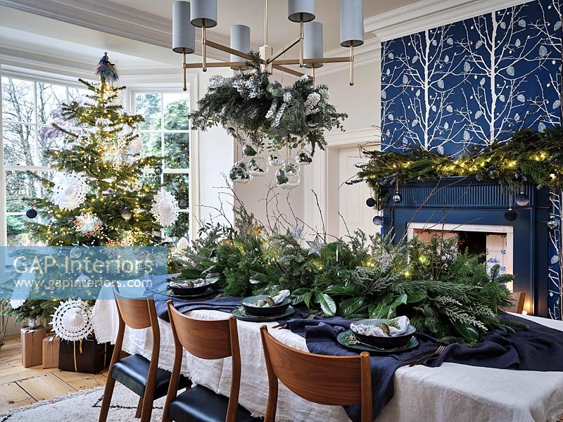 Dining room decorated for Christmas 