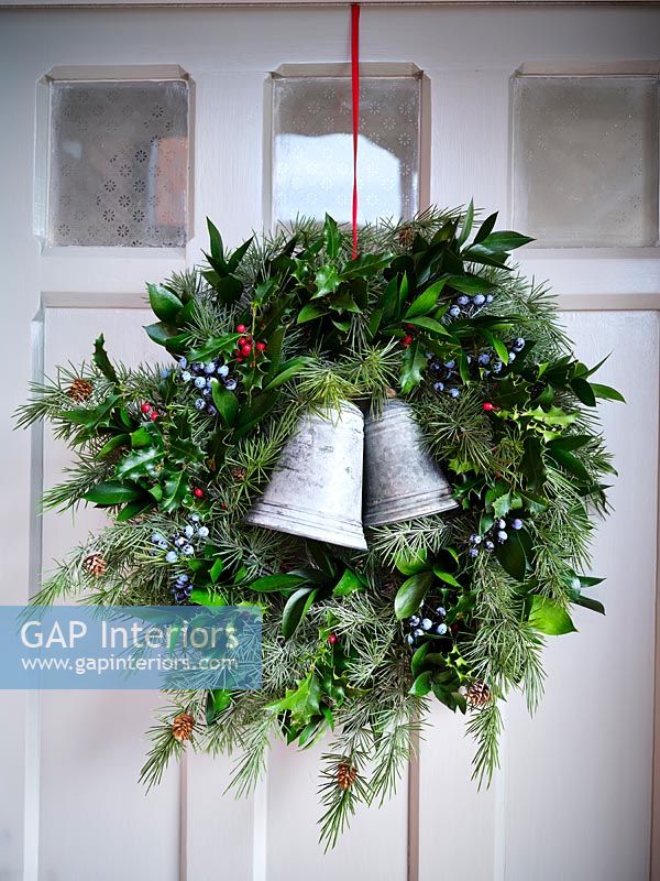Christmas wreath front door 