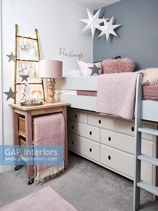 Pink, white and grey childrens room 
