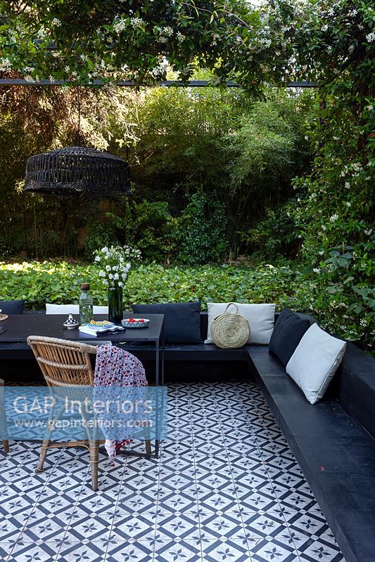 Patterned flooring in outdoor living area 