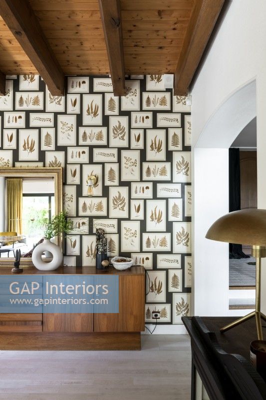 wall feature with wallpaper and vintage furniture
