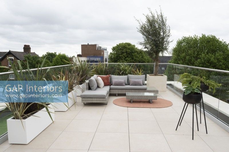 Roof terrace with outdoor seating